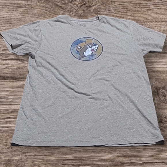 WOMEN'S BUC-EE'S SHIRT - Picture 1 of 5